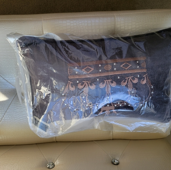 Queen Street Rhinestone throw pillow  NWT - Picture 9 of 9